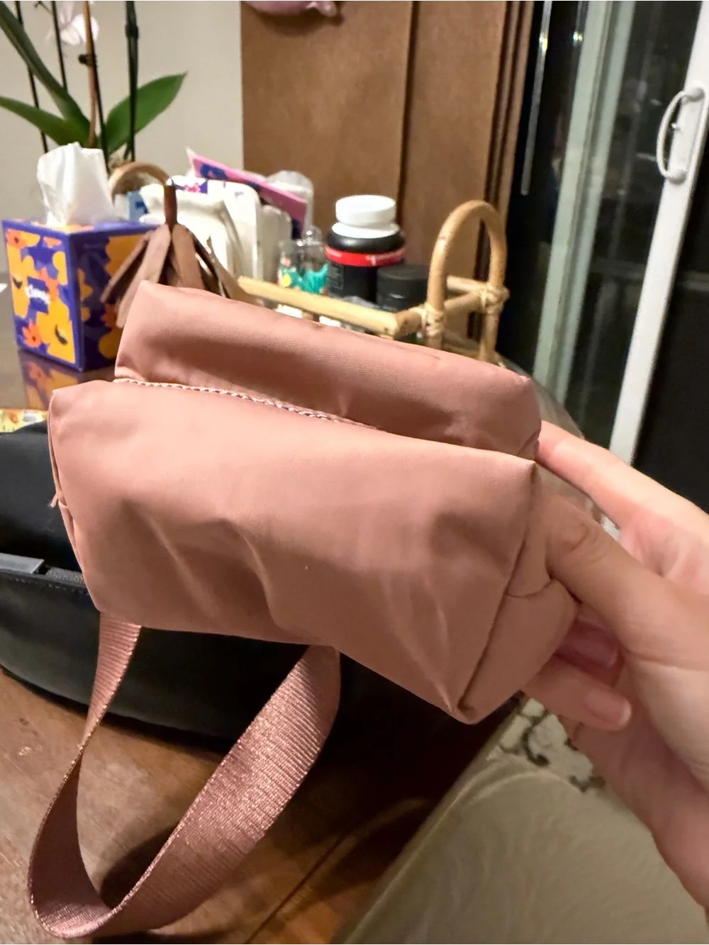 lululemon athletica Dusty Rose water bottle Bag